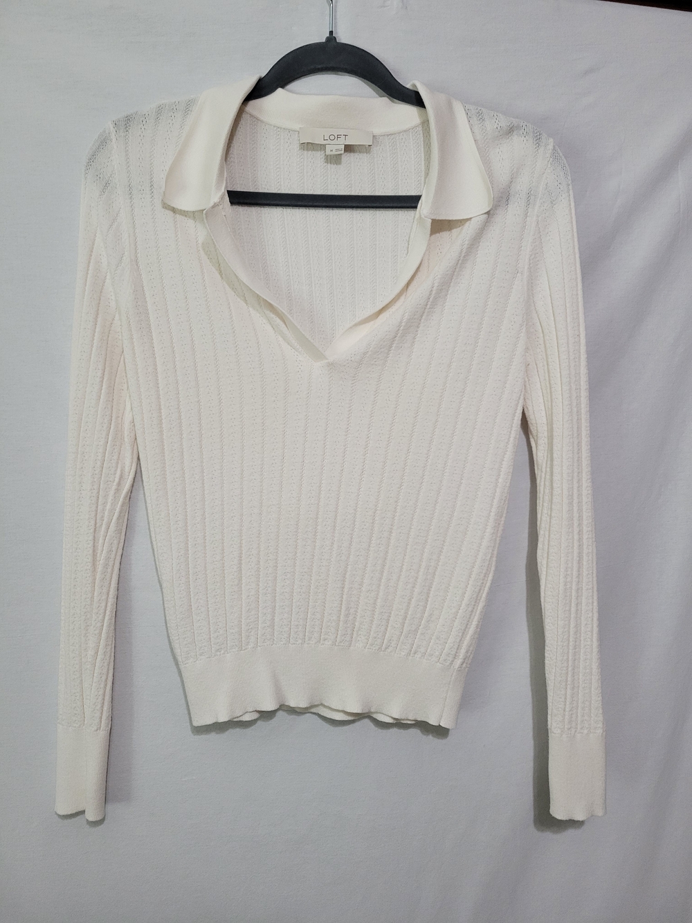 LOFT Women's Cream Ribbed V-Neck Sweater with Collar